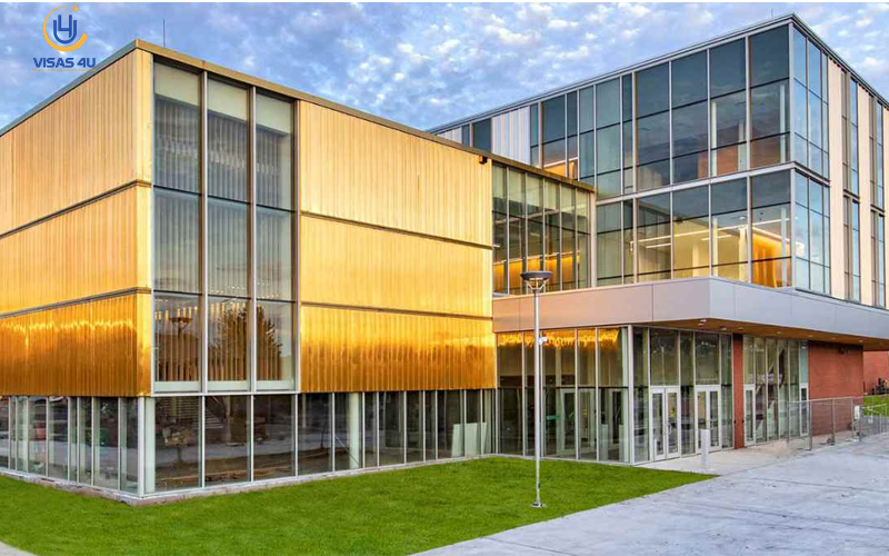Du học Canada nên hoc trường nào