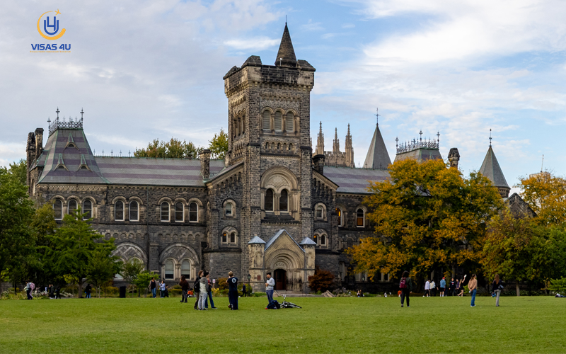 du học Canada nên học trường nào